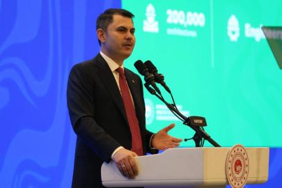 Bakan Kurum, Londra'da iş dünyası temsilcileriyle bir araya geldi