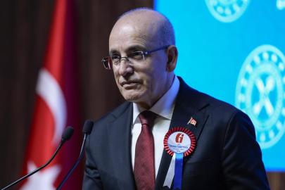 Bakan Şimşek, Londra'da iklim finansmanı etkinliklerine katılacak