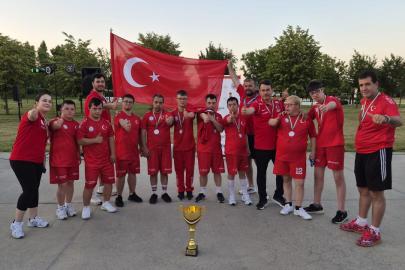 Down Sendromlu Basketbol Milli Takımı dünya ikincisi