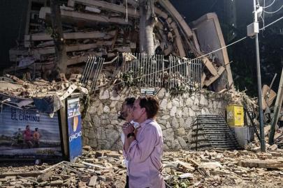 Dünyanın farklı bölgelerinde son 24 saatte 4 büyük deprem meydana geldi