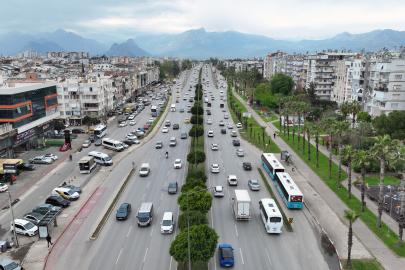 Gazi Bulvarı’nda trafik akışını rahatlatacak çalışma başlatıldı