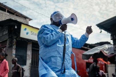 Nijerya, Ebola tehdidi nedeniyle 10 eyaleti alarm durumuna geçirdi