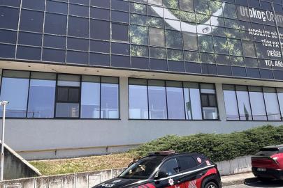 Otokoç binasına silahlı saldırıya soruşturma