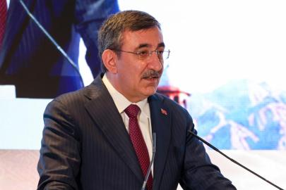 Cevdet Yılmaz: Tarihi muhabbetimizi ortak refaha çevirelim