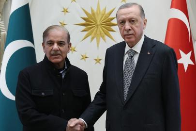 Pakistan Başbakanı Şerif yarın Türkiye'ye geliyor