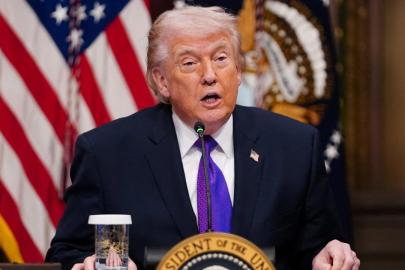 Trump, gelecek seçimde bir kez daha aday olacağını açıkladı