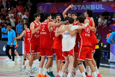 U17 Erkek Basketbol Milli Takımımız Dünya Kupası'nda yarı finalde