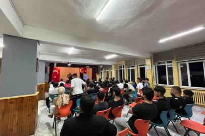 Akyaka’da rafting sporcularına aşık geleneğiyle unutulmaz gece