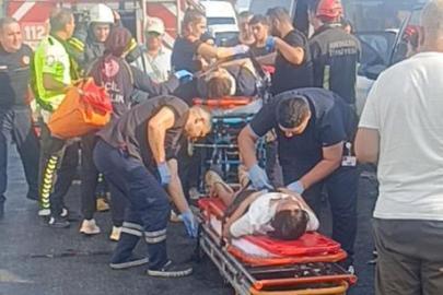 Antalya'da zincirleme kaza! 17 yaralı