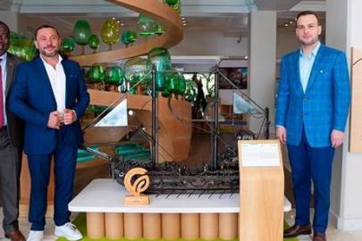 Atık malzemeler sanat eserine dönüştü! 'Atığın hikayesi' sergisi ziyarete açıldı