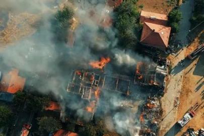 Çankırı'da samanlıktaki yangın sonrası iki ev küle döndü
