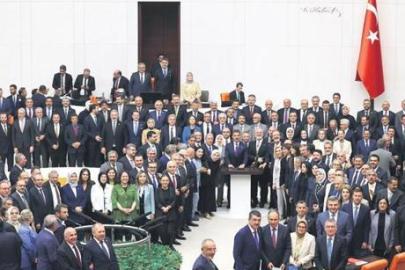 Çerçeve yasa tarihi uzlaşıyla Meclis’ten geçti! Terörsüz Türkiye’ye rekor ‘evet’
