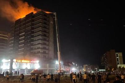 Diyarbakır’da plazada yangın; ekiplerin müdahalesi sürüyor