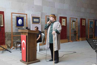 "Erzurumlu Yunus Emre" programına yoğun ilgi