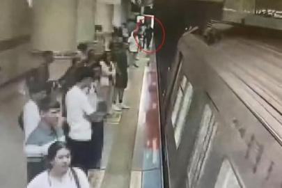 Görme engelli genç raylara düştü! Şişli'de metro istasyonunda korku dolu anlar kamerada