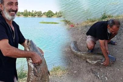 Oltasına takıldı, dev canavarı görünce inanamadı! ‘Mücadele ettiğimi görenler yardıma koştu’