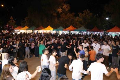 Oltu’da festival coşkusu konserle zirveye ulaştı