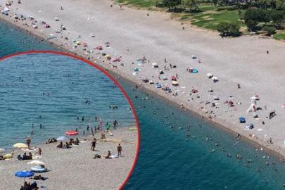 Termometreler 40 dereceyi gösterdi! Herkes denize koştu